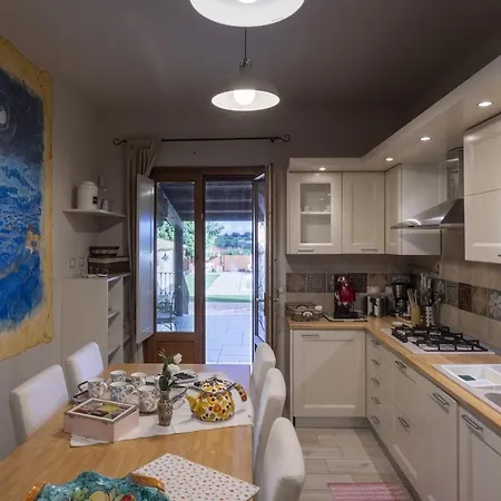 Casa Natia - Isulatravel *