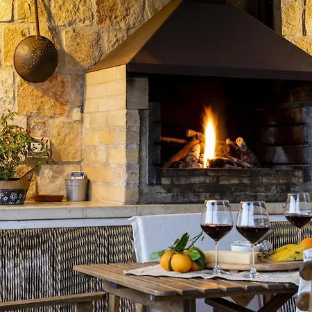 Casa Natia - Isulatravel Villa